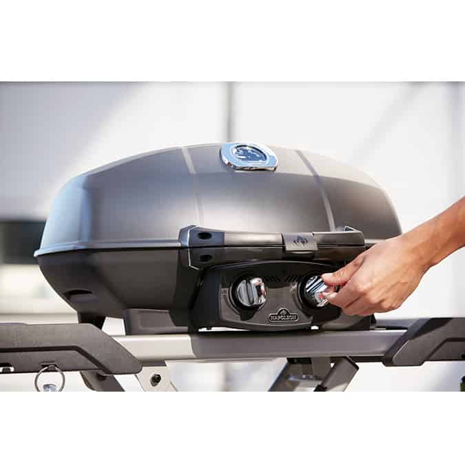 Travel-Q-pro285x-lifestyle-close-lid-angle-left-napoleon-grills