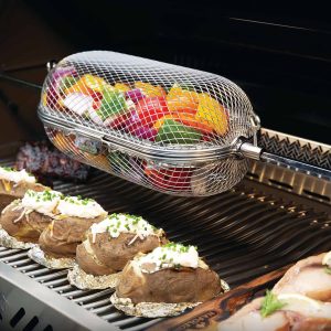 Prestige-665-Detail-Rotisserie-Basket-in-Use