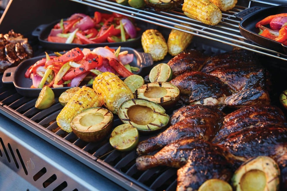 RXT625SIBPSS-1-CH-Web-Gallery-05-Rogue-RXT625RSIBPSS-Life-Detail-Food-1