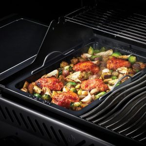 0_0003_56055-Roasting-Pan-InUse-Chicken-Veggies