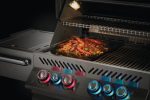 56041-Web-Gallery-04-56041-High-Gloss-Griddle-InUse-1