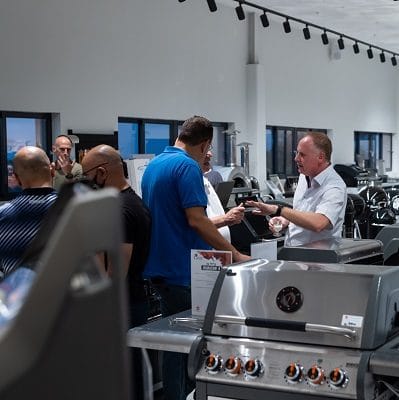 השקת אולם תצוגה גזר (מודיעין)