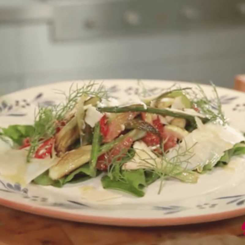 סלט חגיגי עם שומר, ארטישוק, תפוזי דם ופרמזן