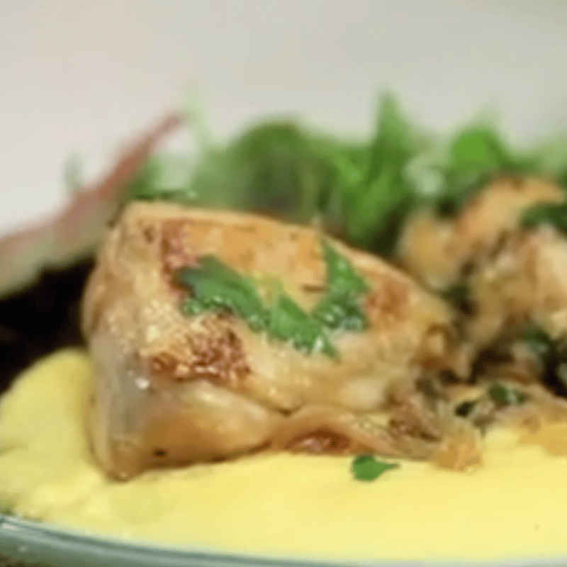 תבשיל קדירת עוף בסגנון ברזילאי