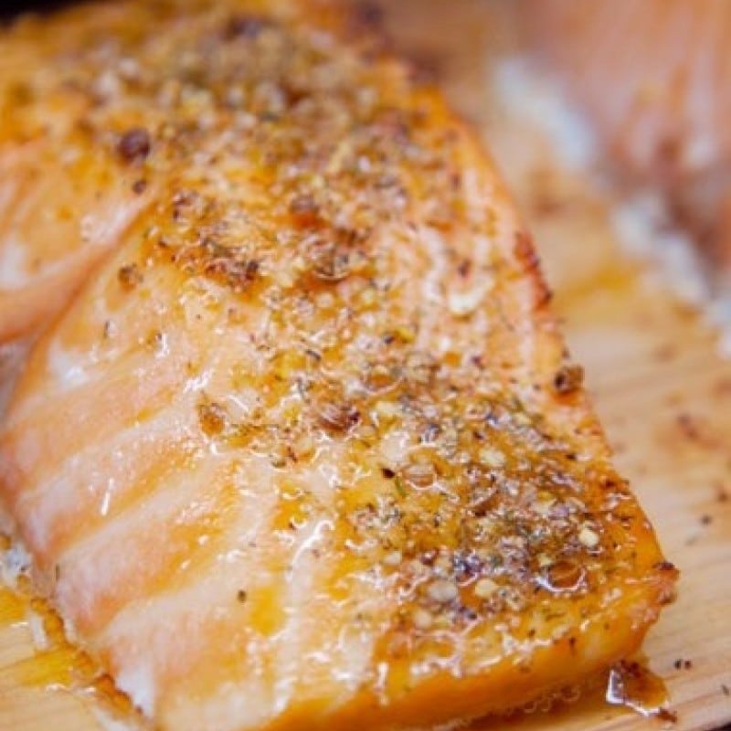 מתכון לסלמון במייפל על הגריל