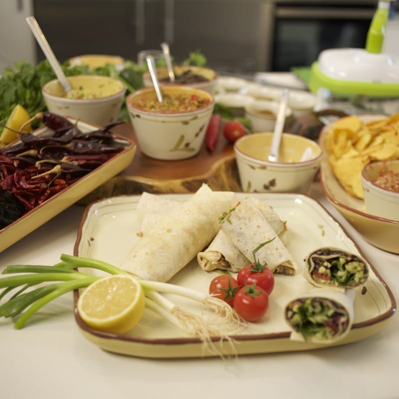 ארוחה מקסיקנית חגיגית במאסטר סלייסר המקורי