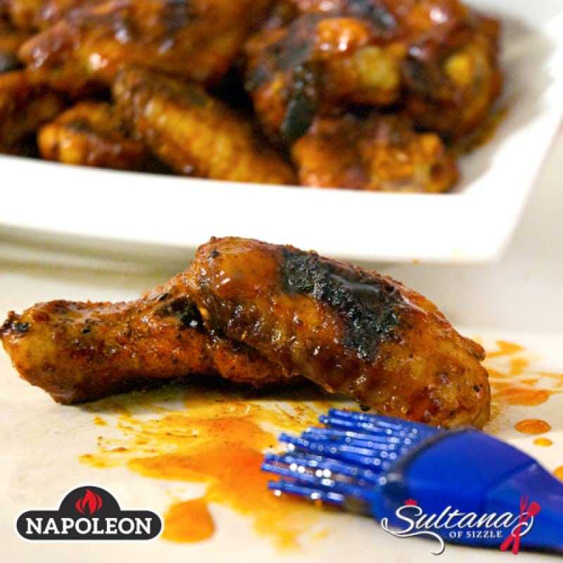 כנפיים בדבש וסרירצ'ה