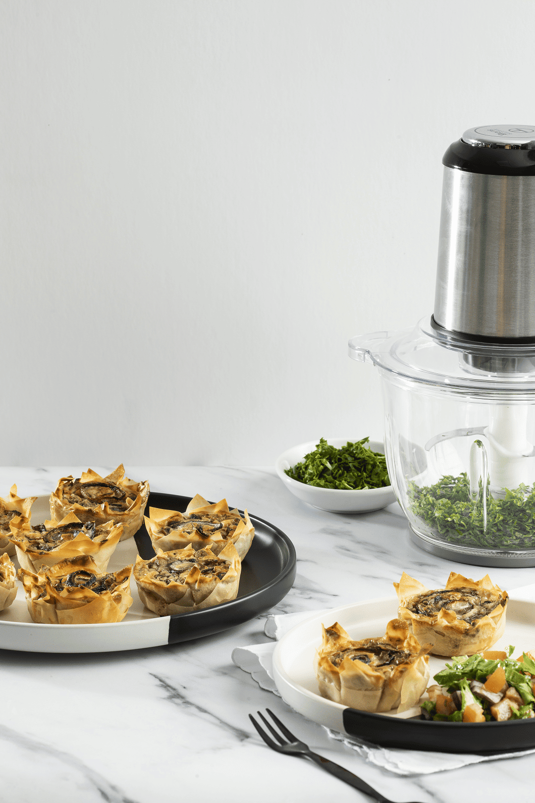 קיש פילו במלית פטריות, בצל סגול ועשבי תיבול