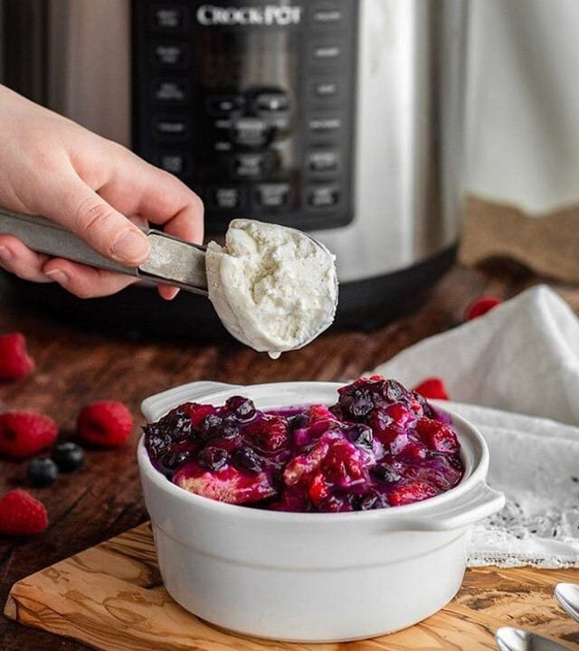 מאפה פירות יער