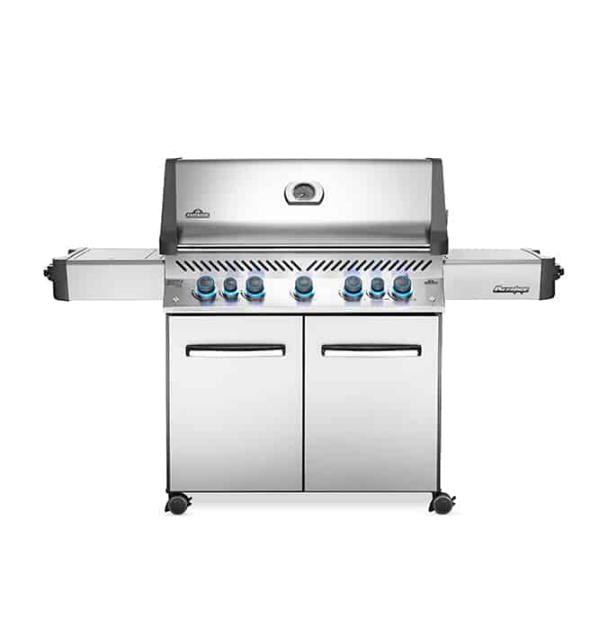 P665_front_Stainless_KnobsOn