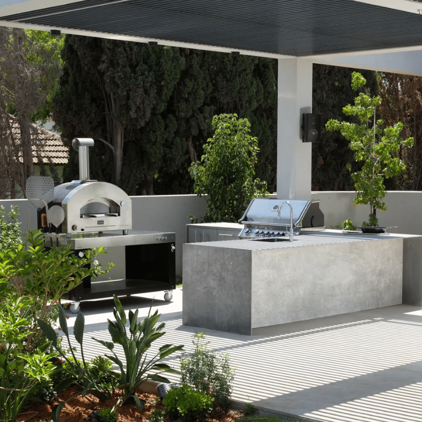 אוכלים בחוץ