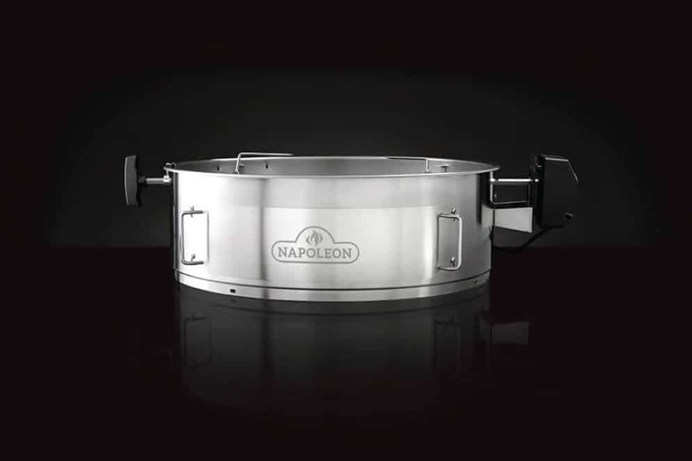 69225-Web-Gallery-03-69222-Charcoal-Kettle-Pizza-Oven-Rotisserie-Kit-inuse