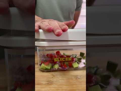 סלט ירקות פשוט וקל ב-SLICER