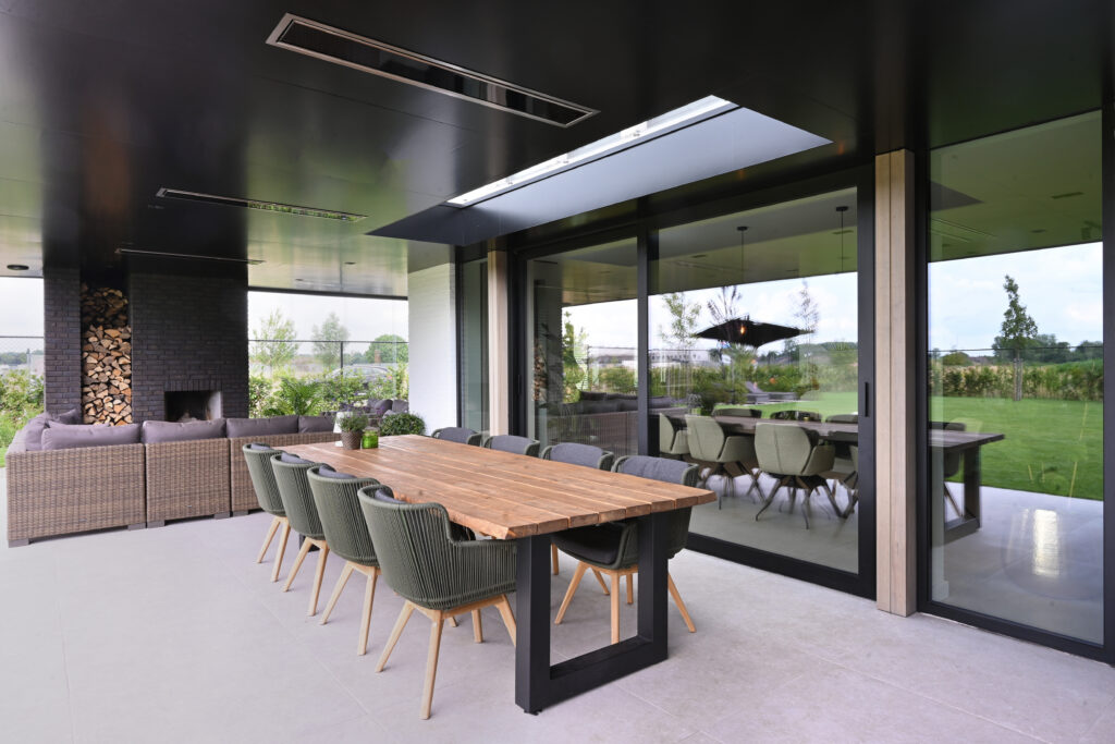Platinum-Electric_Black_Residential-1024x683-1