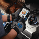 62146-SmartTouch-MultiUse-Glove-InUse