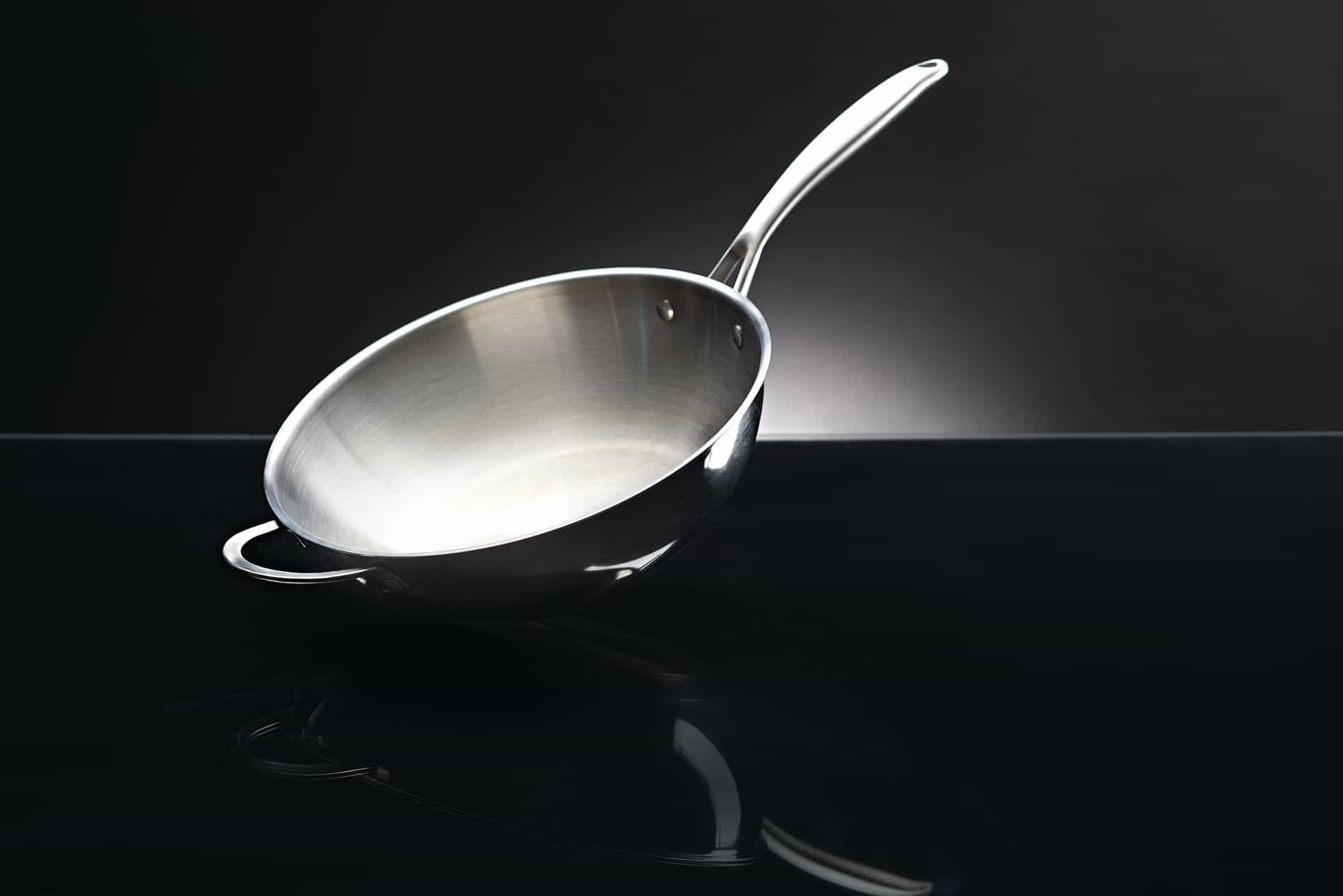 70028-stainless-steel-wok-black-reflect-Full-Size