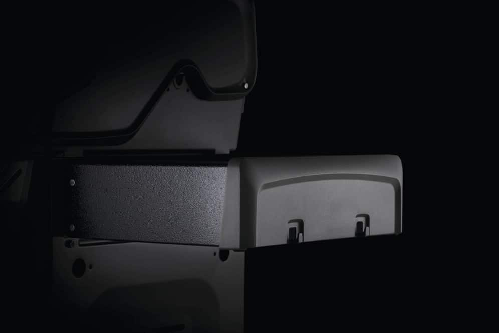 R525PK-1-Web-Gallery-07-Rogue-1-Details-Shelves-Small-K