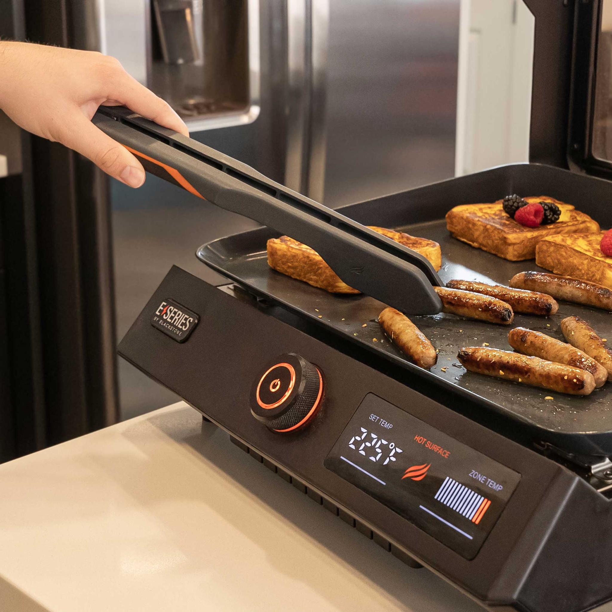 8000_17EseriesGriddle_StGHouse_08-scaled-1